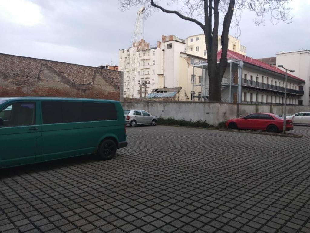 ブルノApartmans In The Center With Privat Parkingアパートメント エクステリア 写真